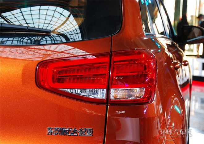 2015款 2.0L 自動四驅PRM