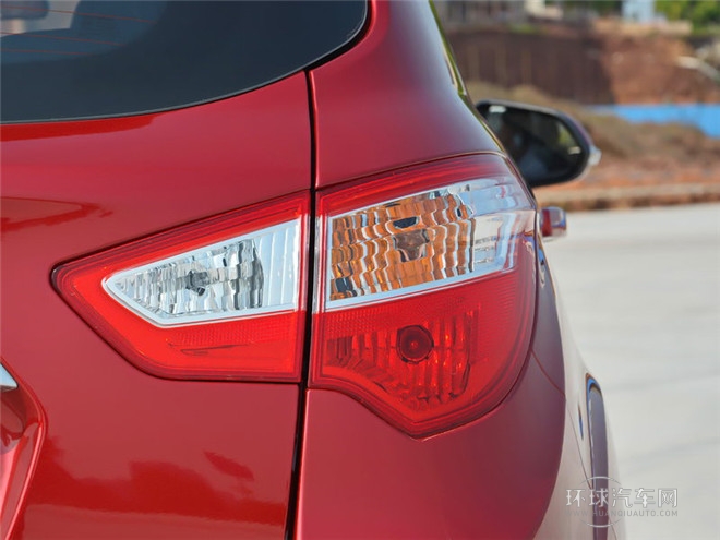 2015款 1.6L 手動尊貴型 國V