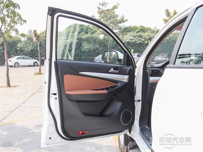 2015款 1.9T兩驅柴油標準型