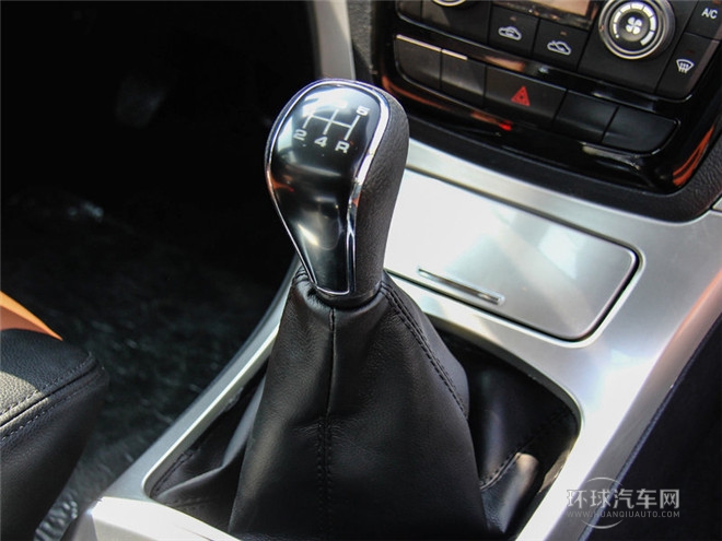 2015款 1.9T兩驅(qū)柴油標(biāo)準(zhǔn)型