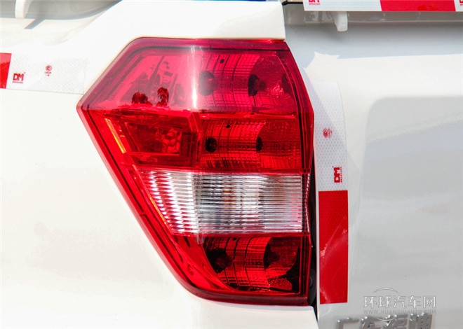 2015款 1.9T兩驅柴油標準型