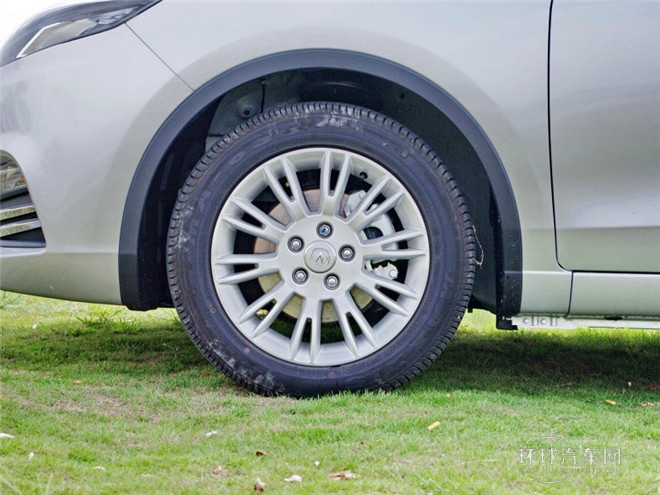 2015款 1.6L 手動俊酷型 國IV