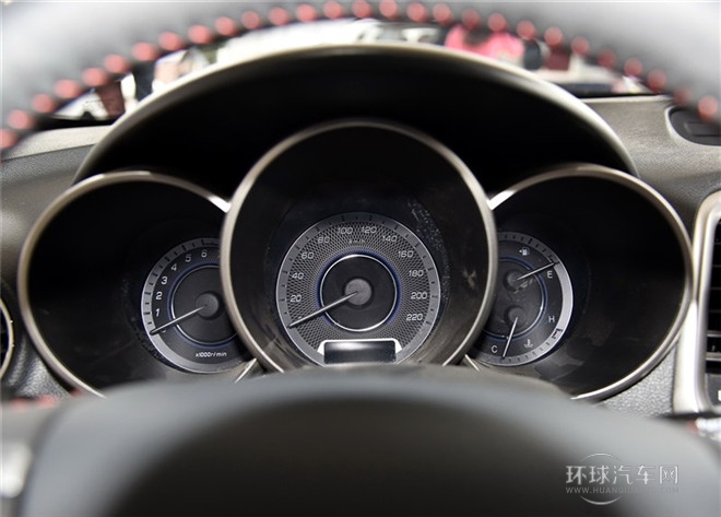 2015款 1.6L 手動俊酷型 國V