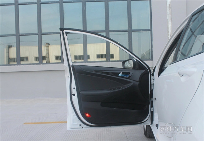 2015款 1.6L 手動銳酷型 國IV