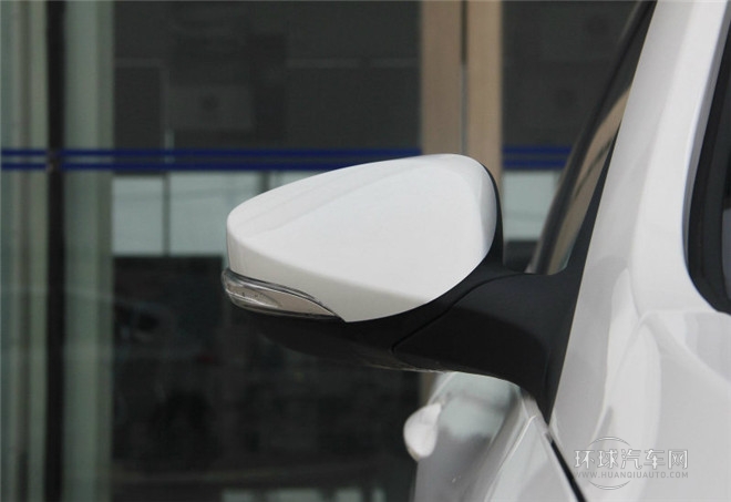 2015款 1.6L 手動尚酷型 國IV