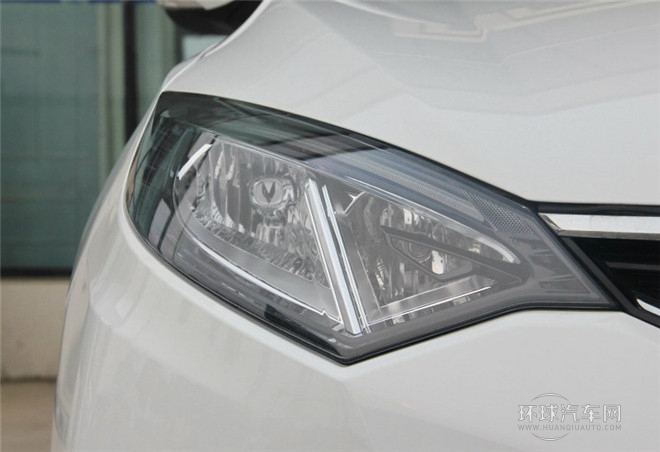 2015款 1.6L 手動尚酷型 國IV