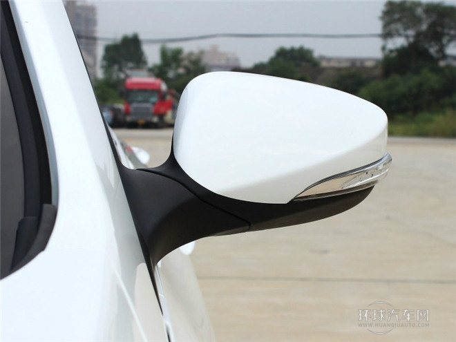 2015款 1.6L 手動致酷型 國IV