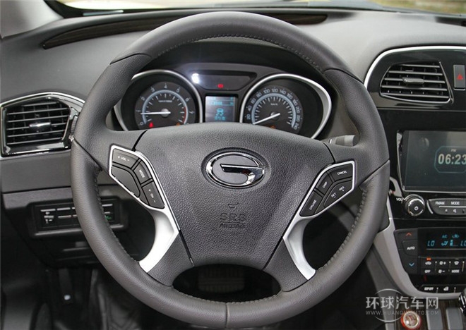 2015款 1.8T 自動四驅豪華導航版