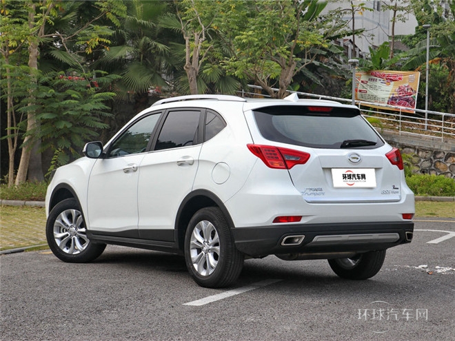 2015款 1.8T 自動四驅豪華導航版