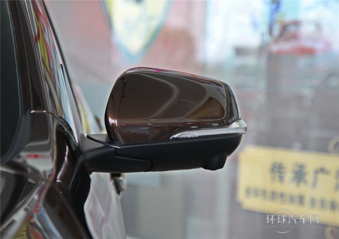 2015款 2.0L 自動兩驅豪華導航版