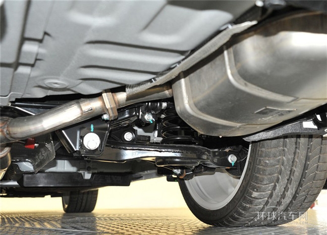 2015款 1.8T 標(biāo)準(zhǔn)型