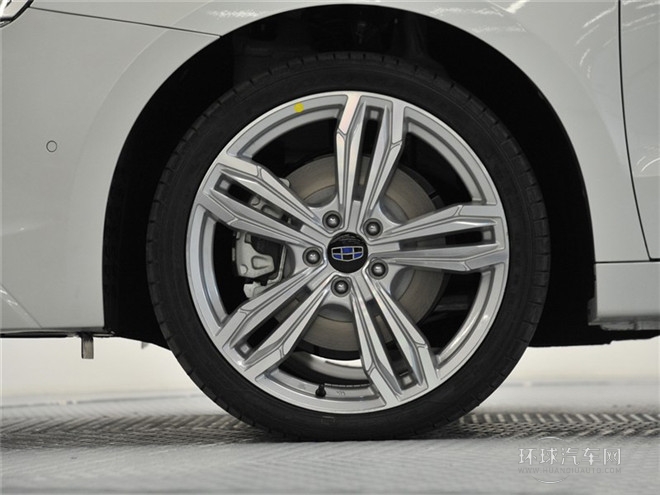 2015款 1.8T 標(biāo)準(zhǔn)型