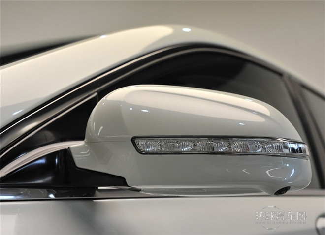 2015款 1.8T 標準型