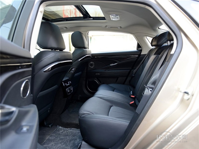 2015款 1.8T 旗艦型