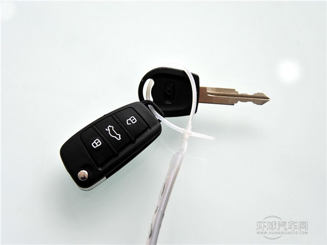 2015款 1.5L 手動黃鉆版