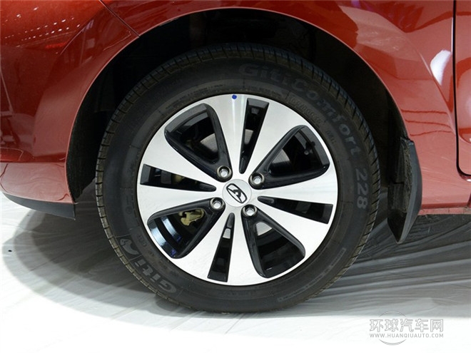 2015款 1.5L 手動金鉆版