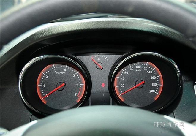 2015款 1.5L 手動金鉆版