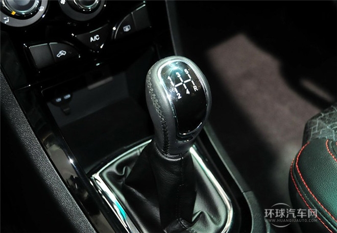 2015款 1.5L 手動金鉆版