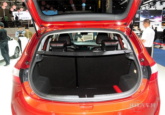 2015款 1.5L 手動金鉆版