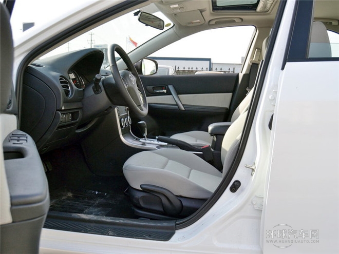2015款 2.0L 手動(dòng)型