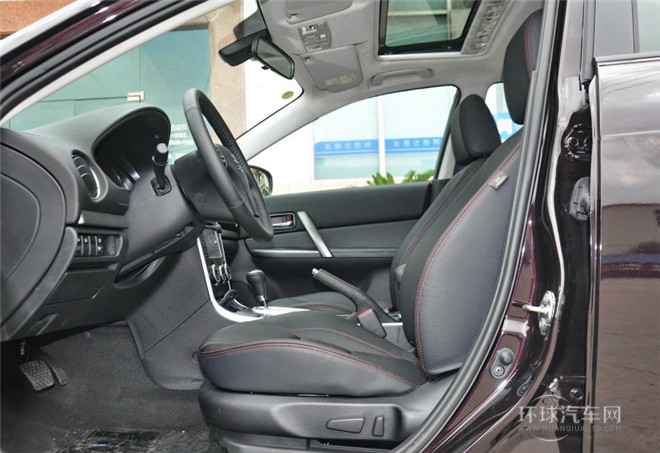 2015款 2.0L 自動超豪華型