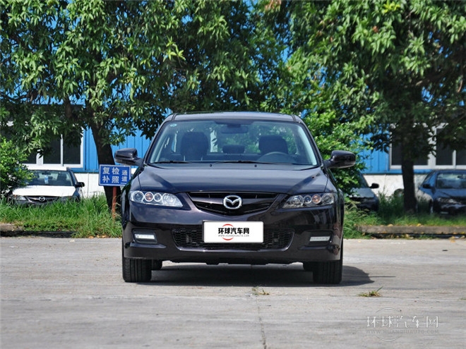 2015款 2.0L 自動超豪華型