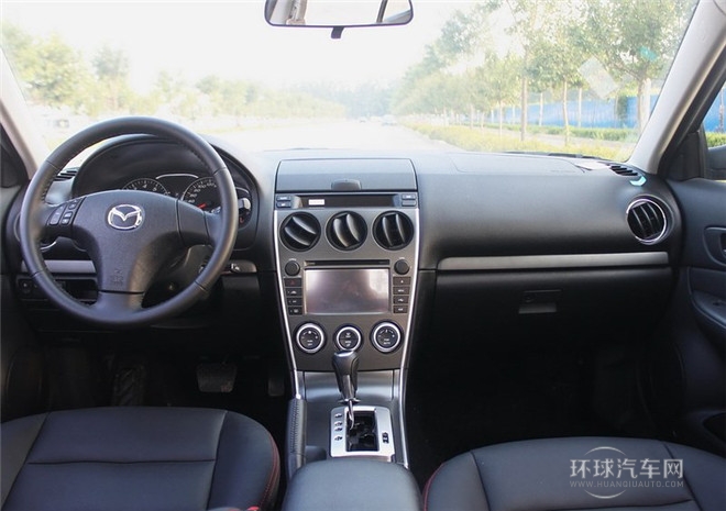 2015款 2.0L 自動豪華型