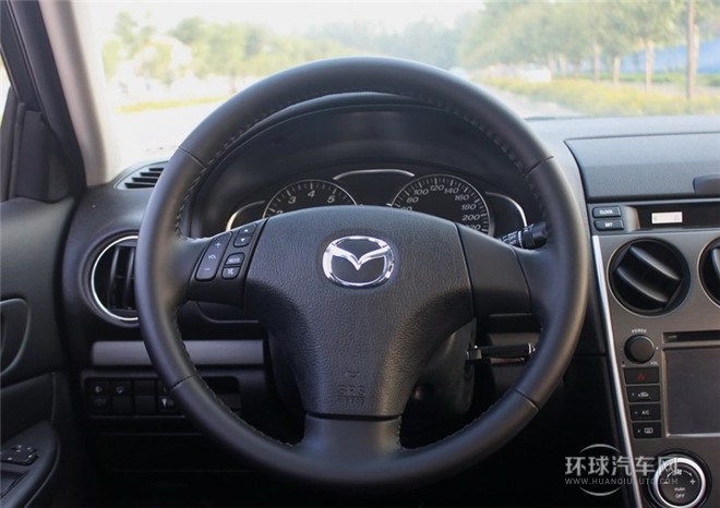 2015款 2.0L 自動(dòng)豪華型