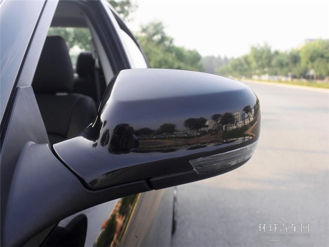 2015款 2.0L 自動(dòng)豪華型