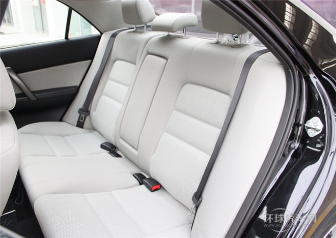 2015款 2.0L 自動經典型