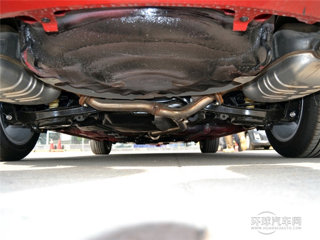 2015款 2.0L 自動時尚型