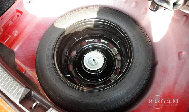 2015款 2.0L 自動時尚型