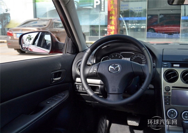 2015款 2.0L 自動時尚型