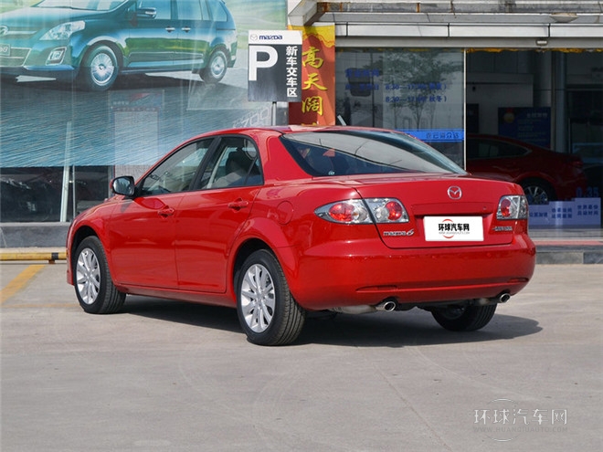 2015款 2.0L 自動時尚型