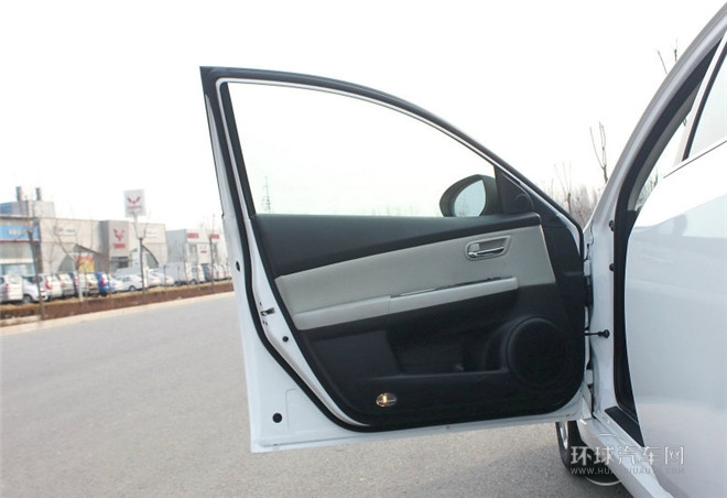 2015款 2.0L 自動(dòng)豪華版