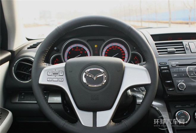 2015款 2.0L 自動豪華版