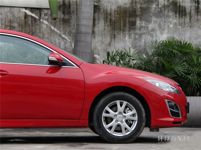 2015款 轎跑 2.0L 自動豪華版