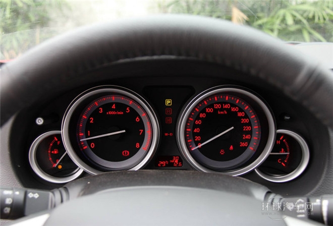 2015款 轎跑 2.0L 自動豪華版