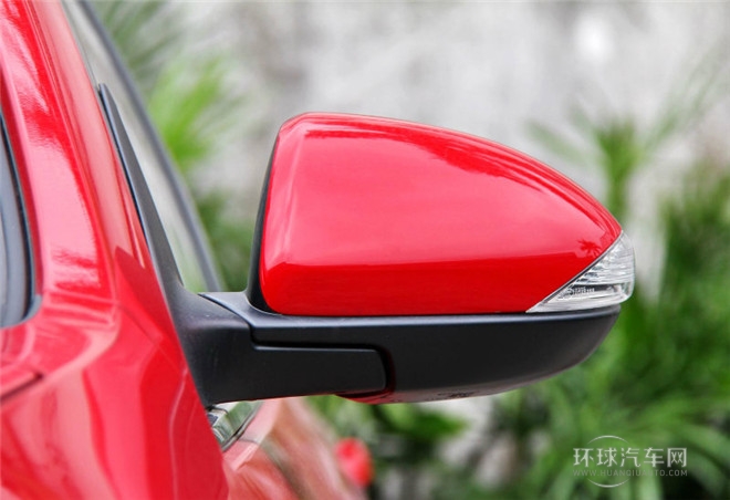 2015款 轎跑 2.0L 自動(dòng)豪華版