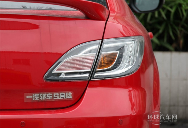 2015款 轎跑 2.0L 自動豪華版