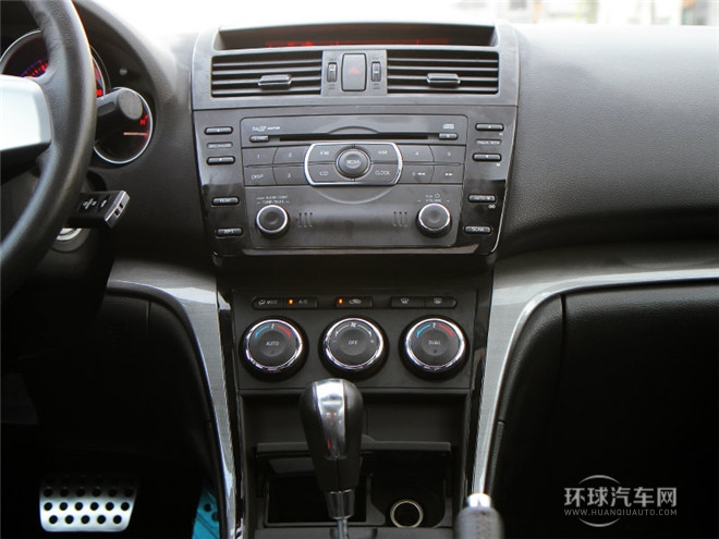 2015款 轎跑 2.0L 自動(dòng)精英版