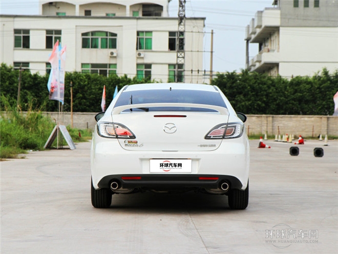 2015款 轎跑 2.0L 自動(dòng)精英版