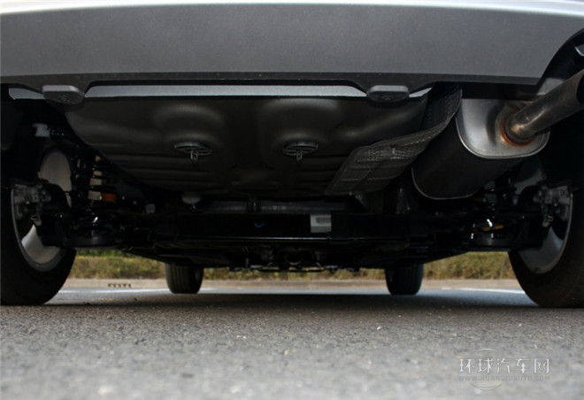 2015款 質尚版 1.6L 自動豪華型