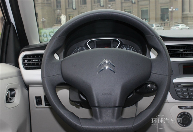 2015款 質(zhì)尚版 1.6L 自動(dòng)舒適型