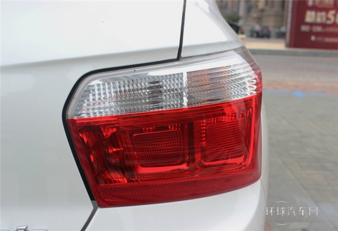 2015款 質尚版 1.6L 自動舒適型