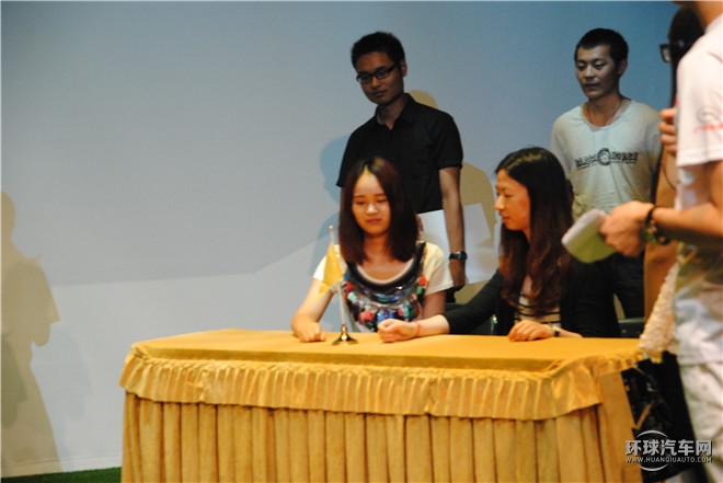 電影熱潮席卷魔都 廣汽傳祺聯合《電影新青年》走進上戲