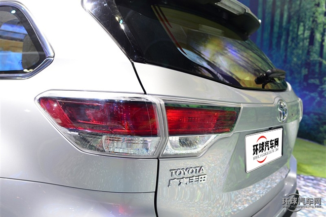 2015款 2.0T 四驅精英版 7座