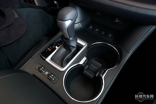 2015款 2.0T 四驅(qū)至尊版 7座