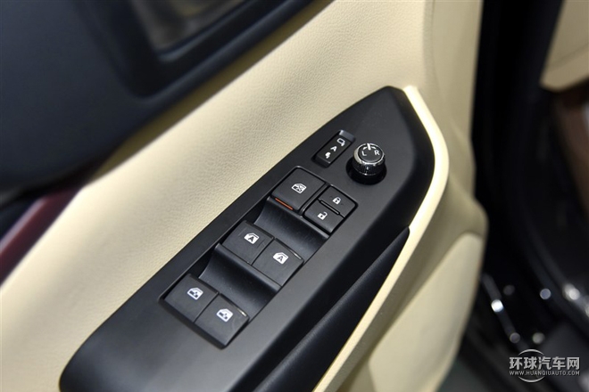 2015款 3.5L 四驅(qū)豪華版 7座