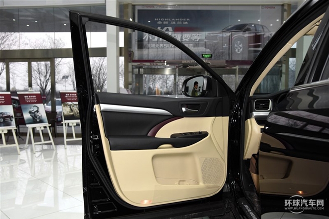 2015款 3.5L 四驅豪華版 7座